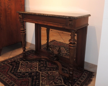 Konzolový stolek s mramorem - kon. 19.stol.