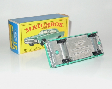 MATCHBOX  No 31 - LINCOLN CONTINENTAL - 1966