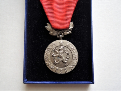 Medaile Ag Za zásluhy o obranu vlasti 1.vyd. ČSR 1955-60