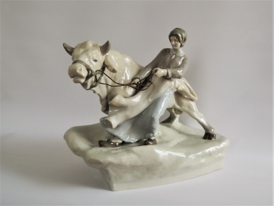 AMPHORA - Děvče s býkem - kol. r. 1914