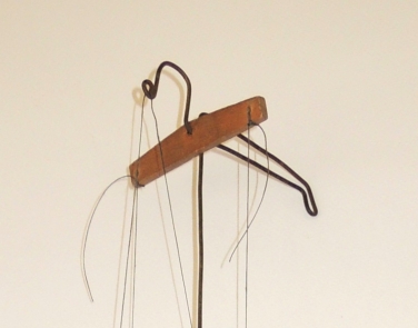 Loutka pro lout. divadlo, Myslivec 26 cm - 20.léta 20.stol.